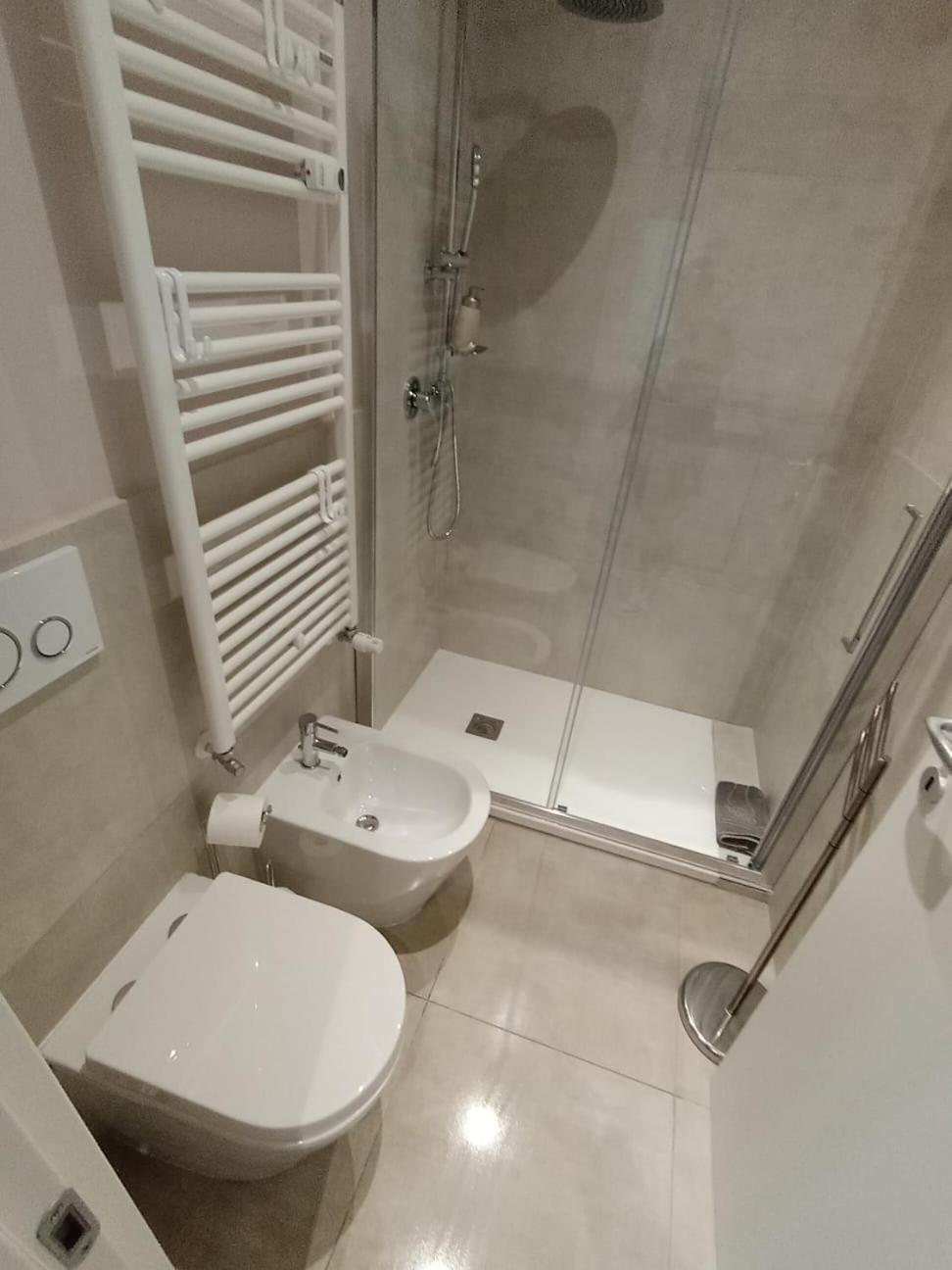 Gambara Metro Apartment Milano Eksteriør billede
