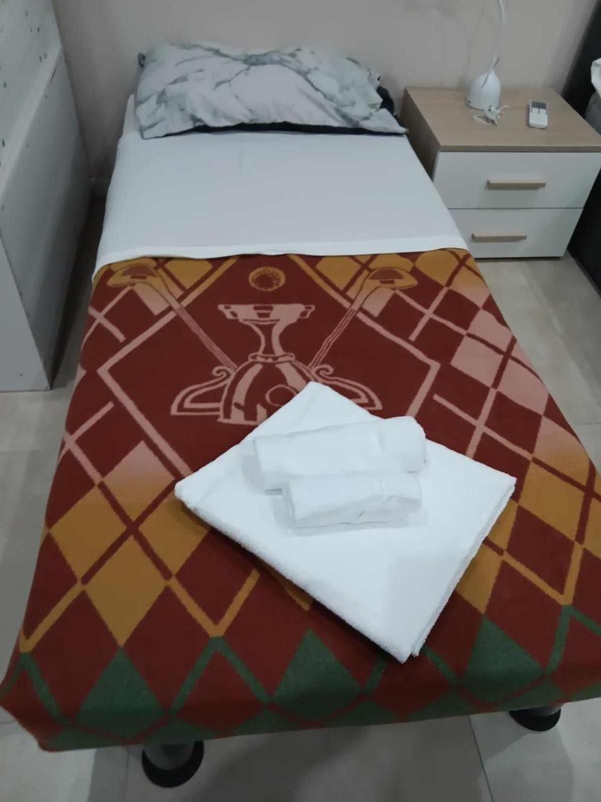 Gambara Metro Apartment Milano Eksteriør billede